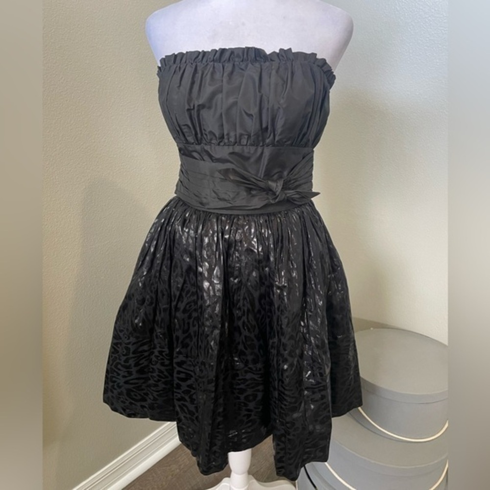 Betsey Johnson strapless, animal print Dress Sample size